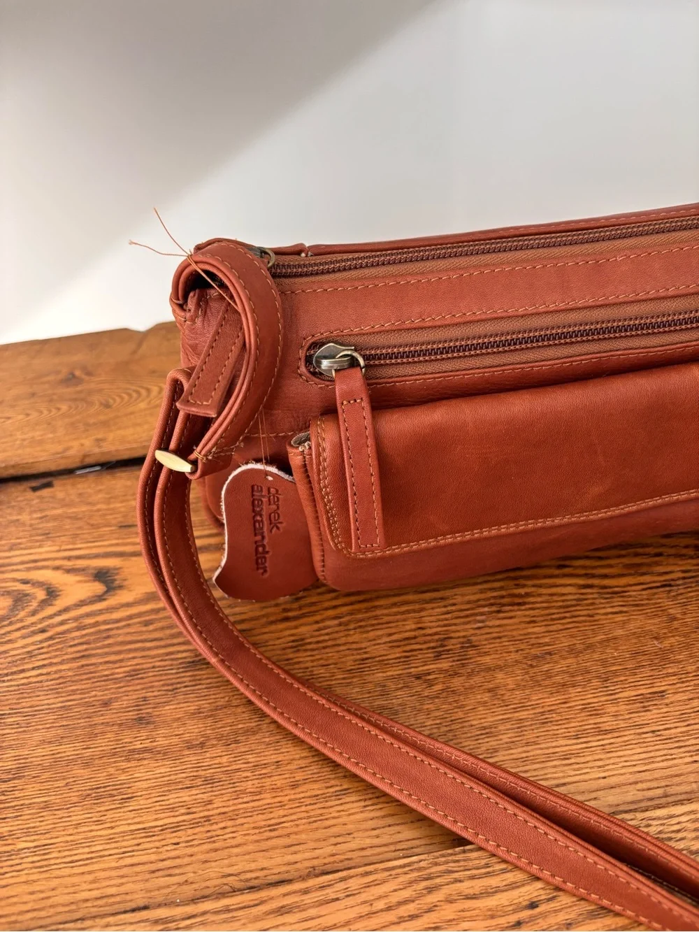 Derek Alexander Leather Crossbody Bag 🤎 - Picture 3 of 8